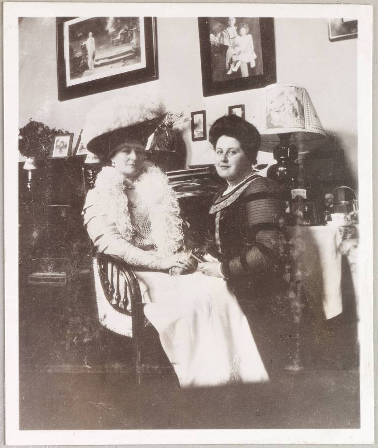 Empress Alexandra with Anna Vyrubova, a close friend of the Romanov family. 