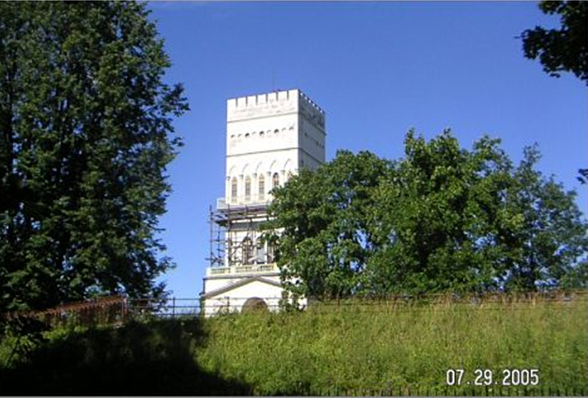 Modern view of the Tower. 