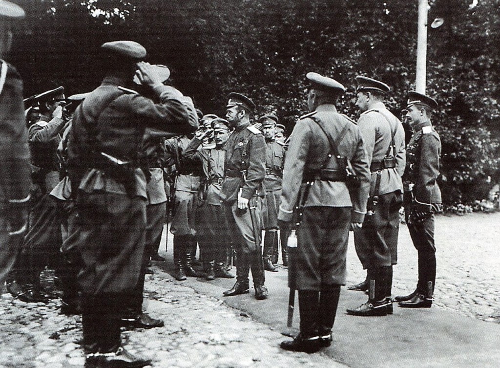 Tsar Nicholas II inspects the troops 
