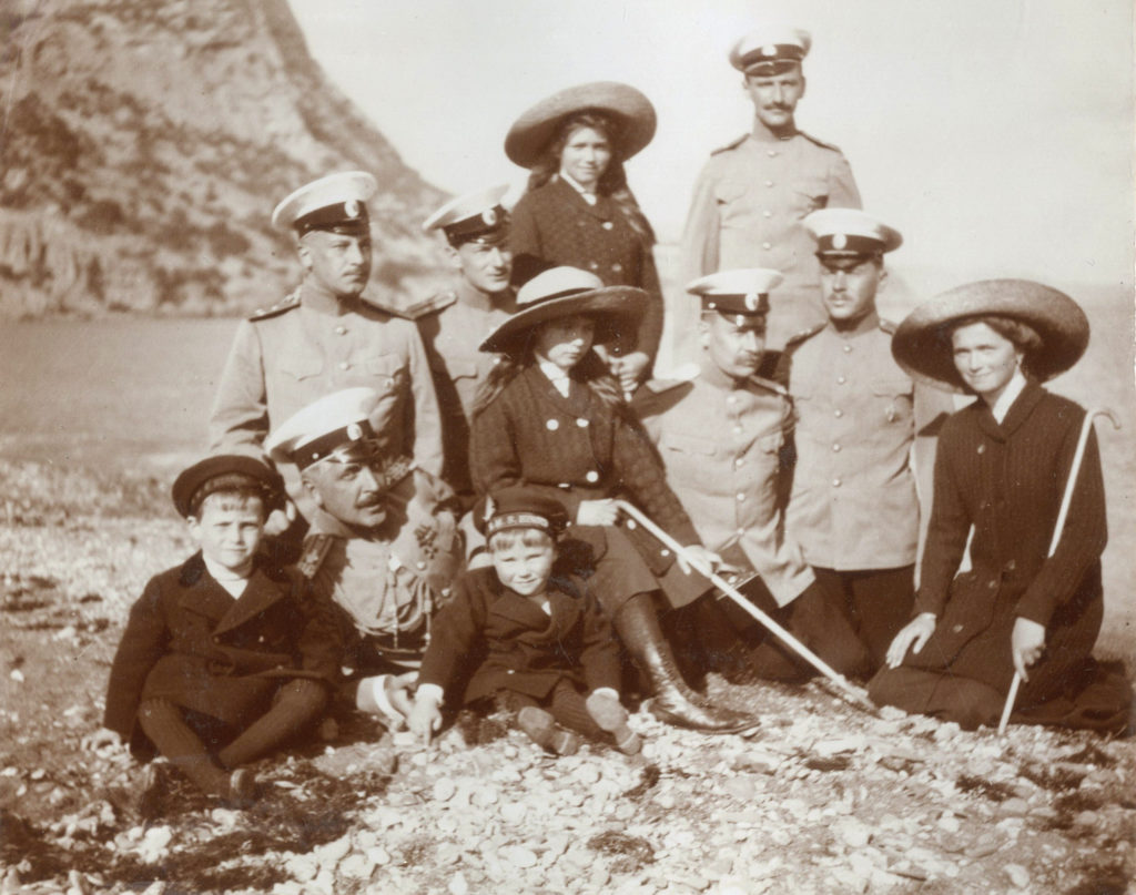 Grand Duchesses Olga, Maria and Anastasia in Crimea. Photo credit: ГА РФ, ф. 640 оп. 3 д. 25 л. 7 об. фото 105