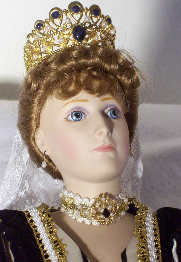 Close up of Empress Alexandra Romanov doll