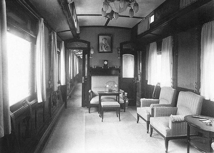 Inside the Romanov family train