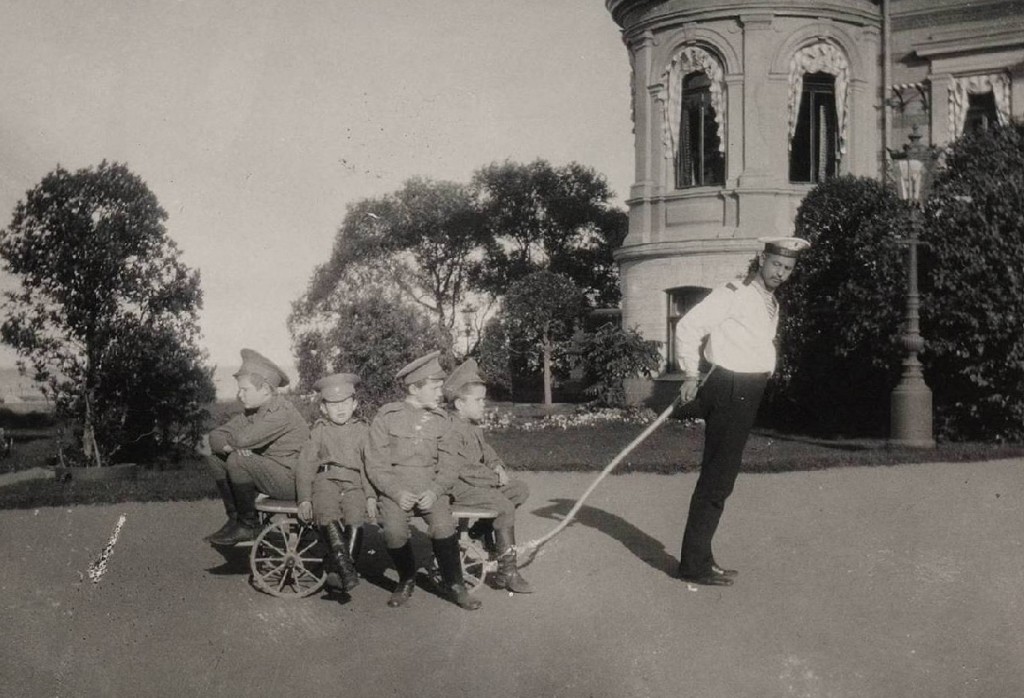 Sailor Klementy Nagorny with Tsarevich Alexei and some cadets