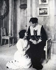 Grand Duchess Tatiana with her mother Empress Alexandra. 