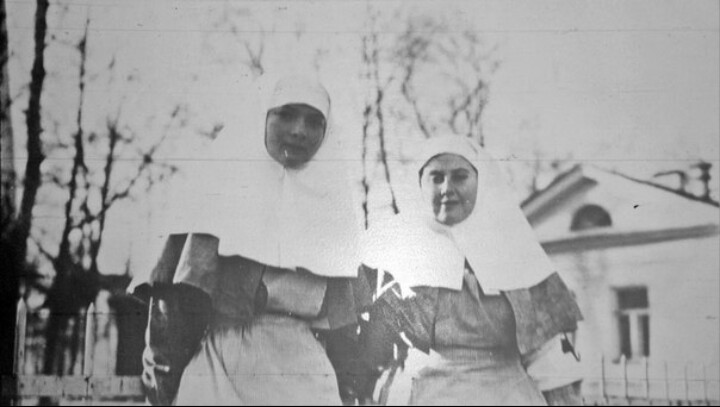 Sisters of Mercy Tatiana Romanov and Anna Vyrubova