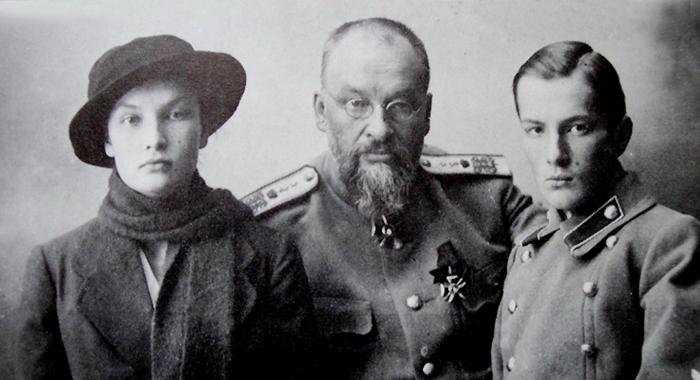 Dr Evgeny Botkin with his two children Gleb and Tatiana