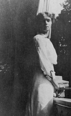 Olga Romanov circa 1913
